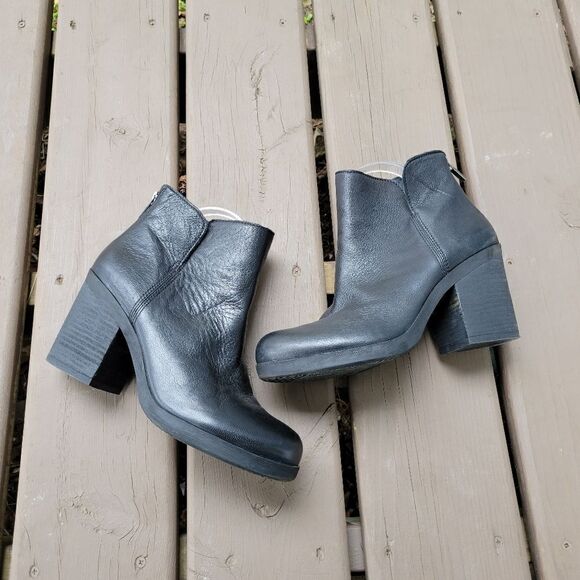 Lucky Brand Orsann Black Leather Stacked Chunky Block Heel Split Ankle Boots 9.5 - Picture 3 of 8